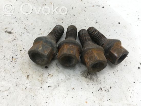 BMW 3 E46 Nuts/bolts NOCODE