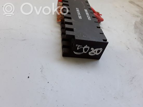 Mercedes-Benz Sprinter W906 Fuse module 0025450801 17673000000