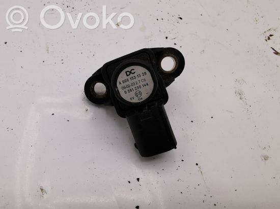 Mercedes-Benz ML W164 Air pressure sensor A0061531528 0261230144