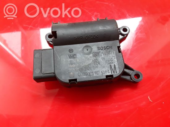 Volkswagen PASSAT B6 Air flap motor/actuator 3C0907511A 0132801362