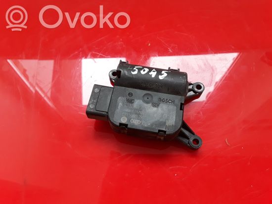 Volkswagen PASSAT B6 Air flap motor/actuator 3C0907511A 0132801362