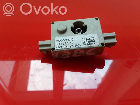 BMW X3 E83 Aerial antenna amplifier 699009003 21367510