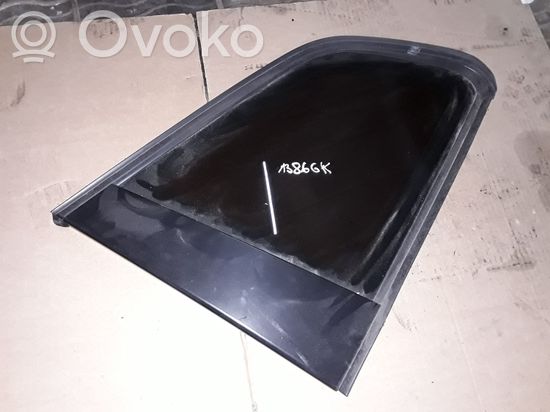BMW X3 E83 Rear vent window glass 43R00021