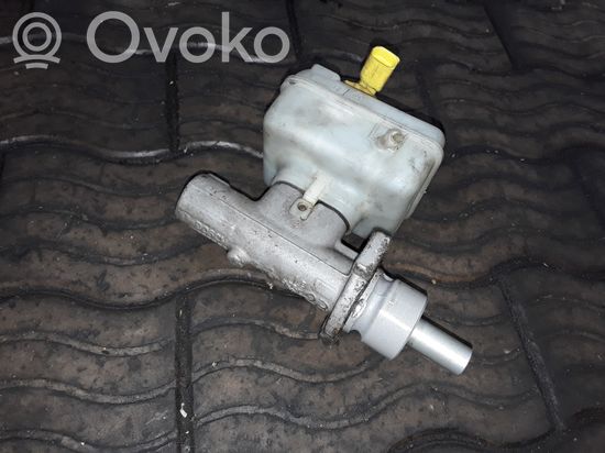 Volkswagen Golf IV Master brake cylinder L481402