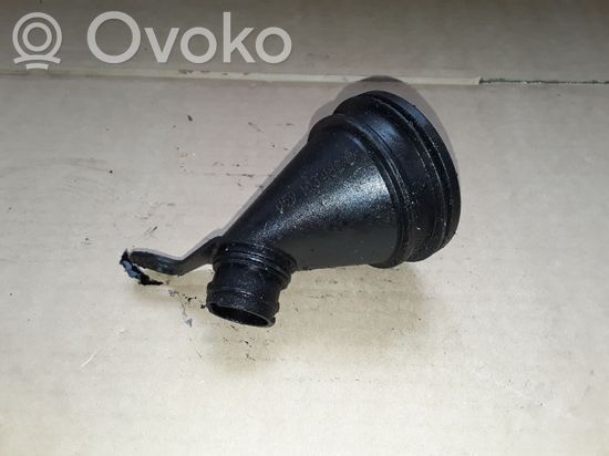 Audi Q7 4L Oil fill pipe 059103482C
