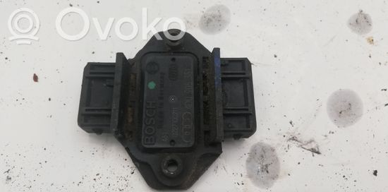Audi A8 S8 D2 4D Ignition amplifier control unit 4D0905351