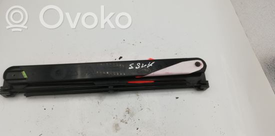 BMW 1 E81 E87 Emergency warning sign 6770096