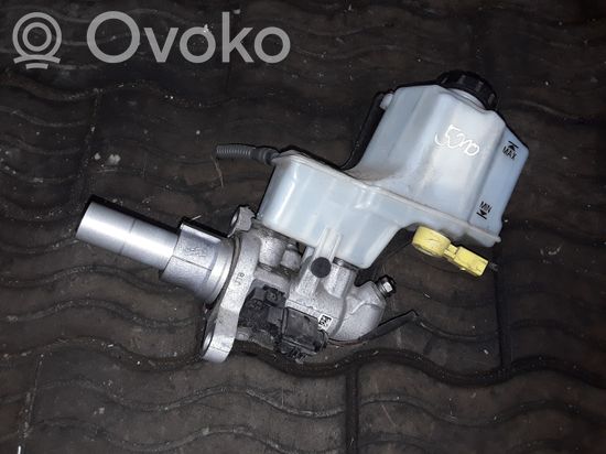 Volkswagen Golf VII Master brake cylinder 5Q2611301B