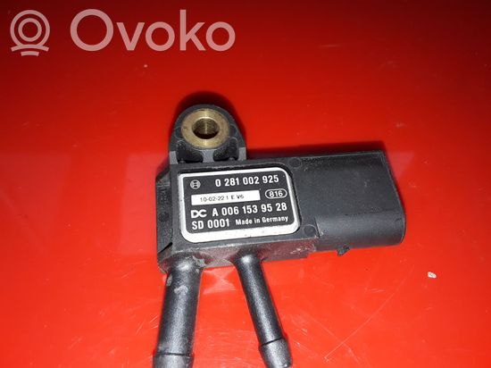 Mercedes-Benz C W204 Exhaust gas pressure sensor A0061539528 0281002925