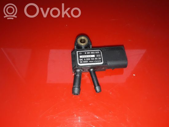 Mercedes-Benz C W204 Exhaust gas pressure sensor A0061539528 0281002925