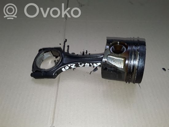 Mercedes-Benz A W169 Piston with connecting rod 8340A 640 0132