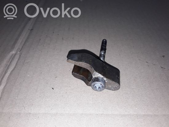Mercedes-Benz C W204 Fuel Injector clamp holder A6510160238