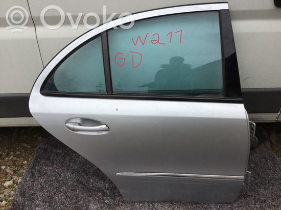 Mercedes-Benz E W211 Rear door