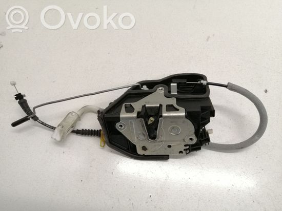 BMW 5 E60 E61 Front door lock 7167073
