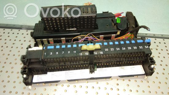 BMW 3 E46 Fuse module 8364542 31142721