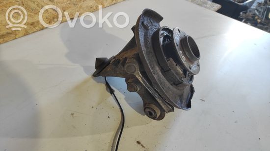 BMW 5 E39 Rear wheel hub