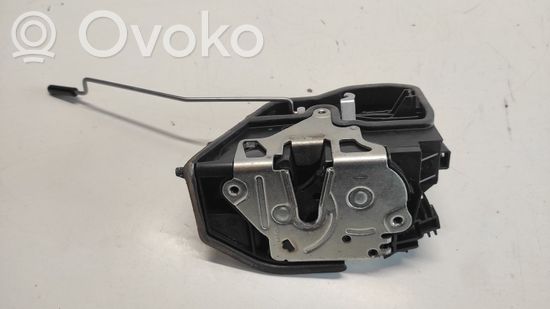 BMW 5 E60 E61 Front door lock 7202145