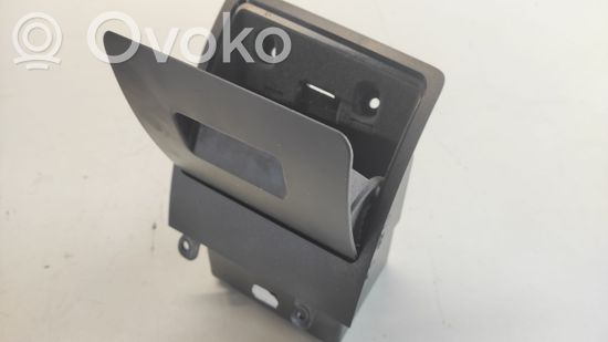 BMW 5 E60 E61 Glove box 585300105 51457156963 14121810