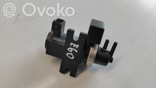 BMW 5 E60 E61 Turbo solenoid valve 72279600 2247906 04T174