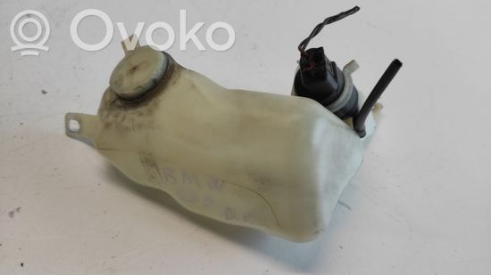 BMW 5 E39 Headlight washer spray nozzle 61661369516 67128377612 23557610