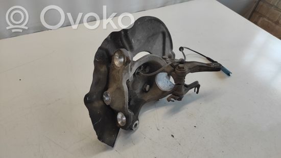 BMW 5 E60 E61 Front wheel hub