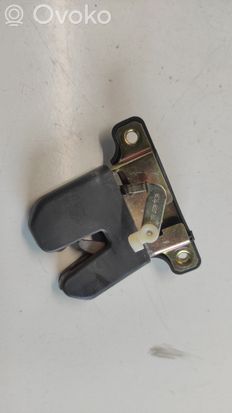 Audi A4 S4 B5 8D Tailgate/trunk/boot lock/catch/latch 8D5827505