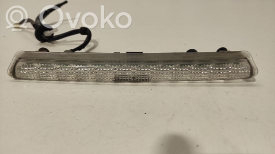 Volkswagen Phaeton Third/center stoplight VC02012