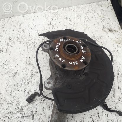 Audi A4 S4 B7 8E 8H Front wheel hub