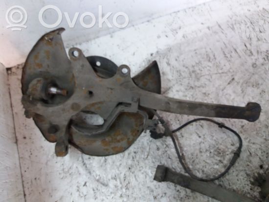 Mercedes-Benz E W210 Front wheel hub