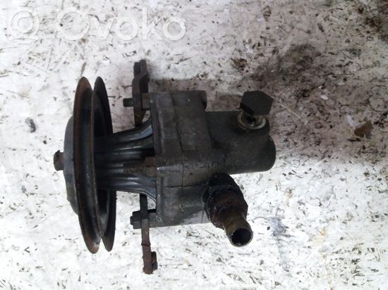 Audi 80 90 S2 B4 Power steering pump