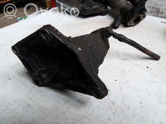 BMW 3 E46 Engine mounting bracket