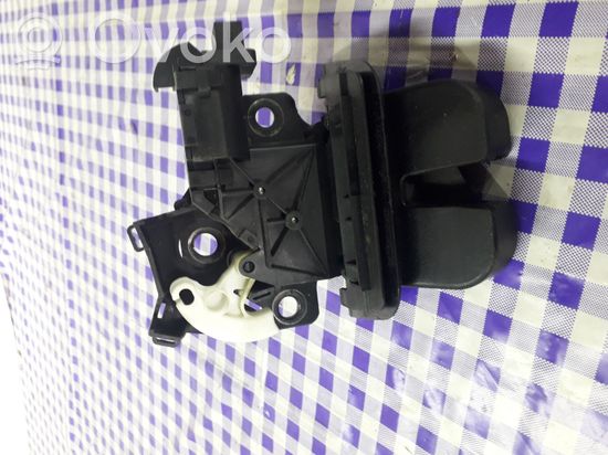Audi A4 S4 B7 8E 8H Tailgate/trunk/boot lock/catch/latch