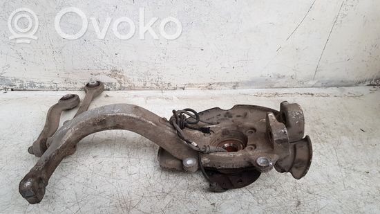 Audi A4 S4 B7 8E 8H Front wheel hub