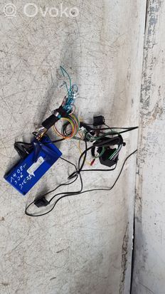 Audi A4 S4 B7 8E 8H Aerial antenna amplifier MKI9100