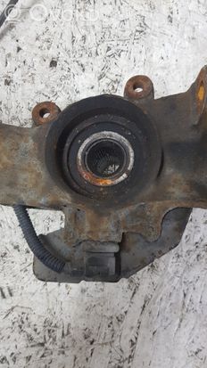 Audi A4 S4 B5 8D Front wheel hub