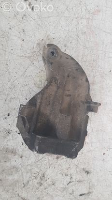 Mercedes-Benz E W212 Engine mounting bracket