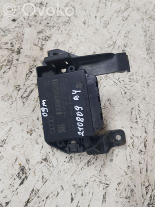 Audi A4 S4 B8 8K Parking PDC control unit/module 8K0919475