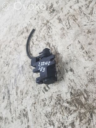 BMW 1 E81 E87 Turbo solenoid valve 70057900