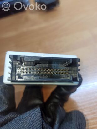 BMW 5 E60 E61 Center console control module 9113064