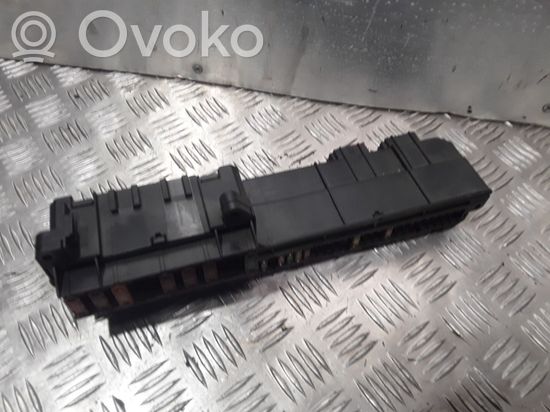 BMW 5 E60 E61 Fuse module