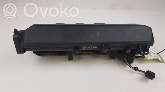 BMW 5 E39 Intake manifold 7785554