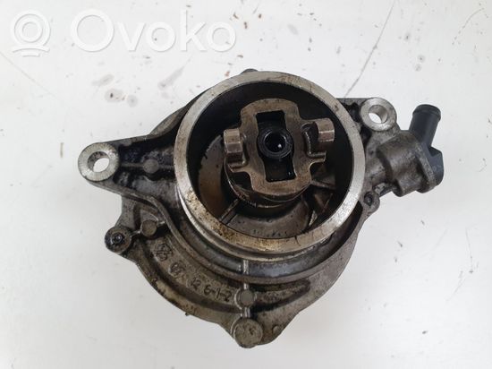 BMW 3 E92 E93 Vacuum pump 700437012 7791232 1166779123204