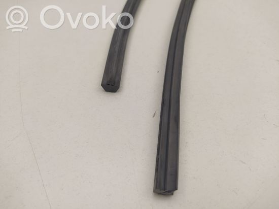 BMW 5 E39 Headlight wiper blade set 61618217711
