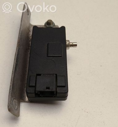 Audi A8 S8 D2 4D Aerial antenna amplifier 4D0035225N