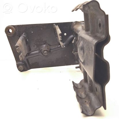 Audi A8 S8 D2 4D Bracket in trunk/boot 4D0614119C