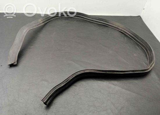 Mercedes-Benz E W211 Engine compartment rubber