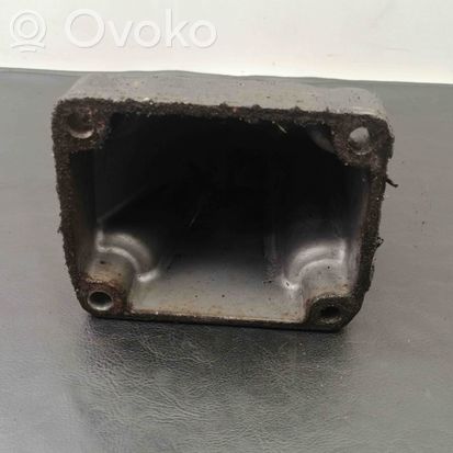 Mercedes-Benz E W211 Engine mount bracket A6112230804