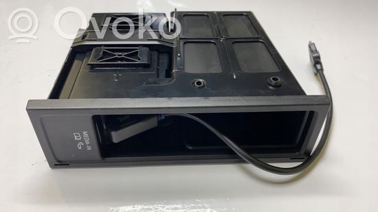 Volkswagen Golf VI Head unit multimedia control 5N0035344E