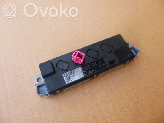 Audi A5 8T 8F Aerial antenna amplifier 8T0035225C