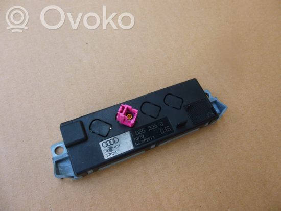 Audi A5 8T 8F Aerial antenna amplifier 8T0035225C